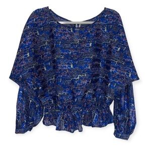 FREE People blue Floral Keyhole Back long Sleeves Ruffle Hem peplum top Sz Small